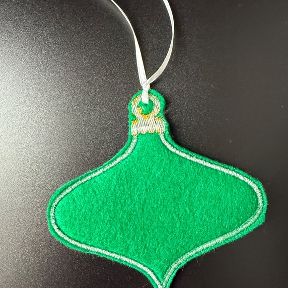 Embroidered Name Christmas ornament gift tags 6 piece set - Picture 5 of 5